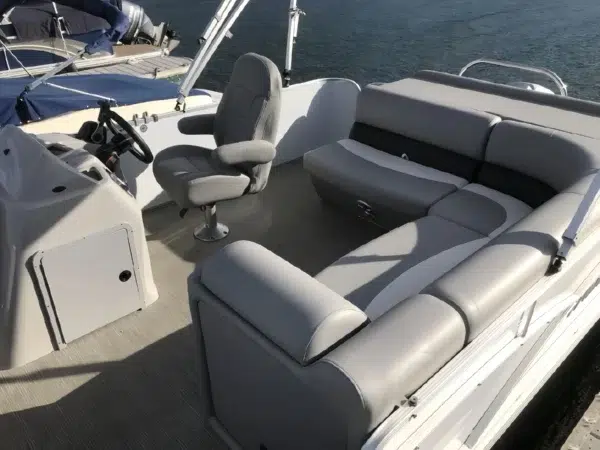 2023 Sport Deck Boat Water Monarch